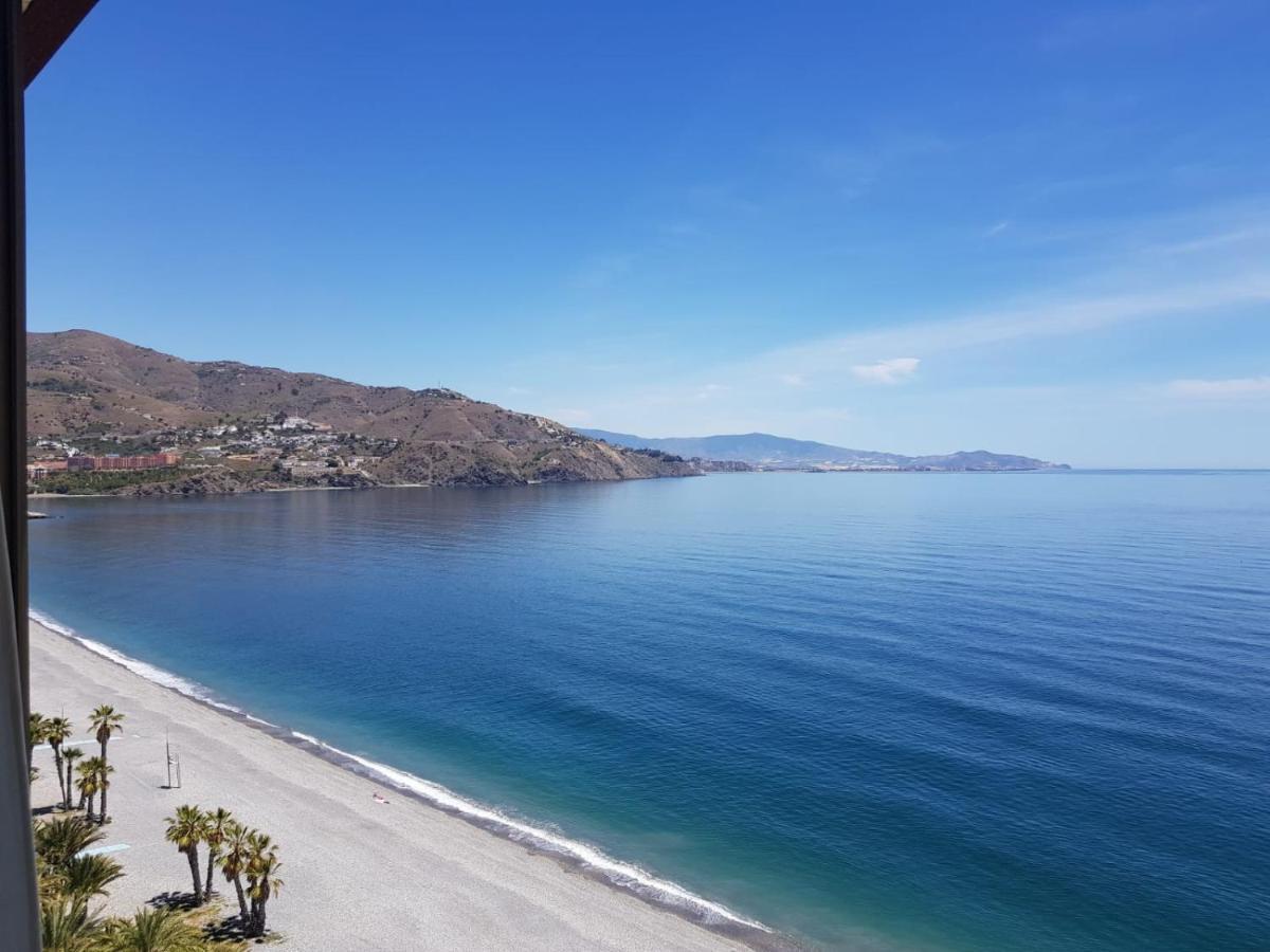 Atico En Almunecar. Primera Linea De Playa Con Vistas Espectaculares Exteriör bild